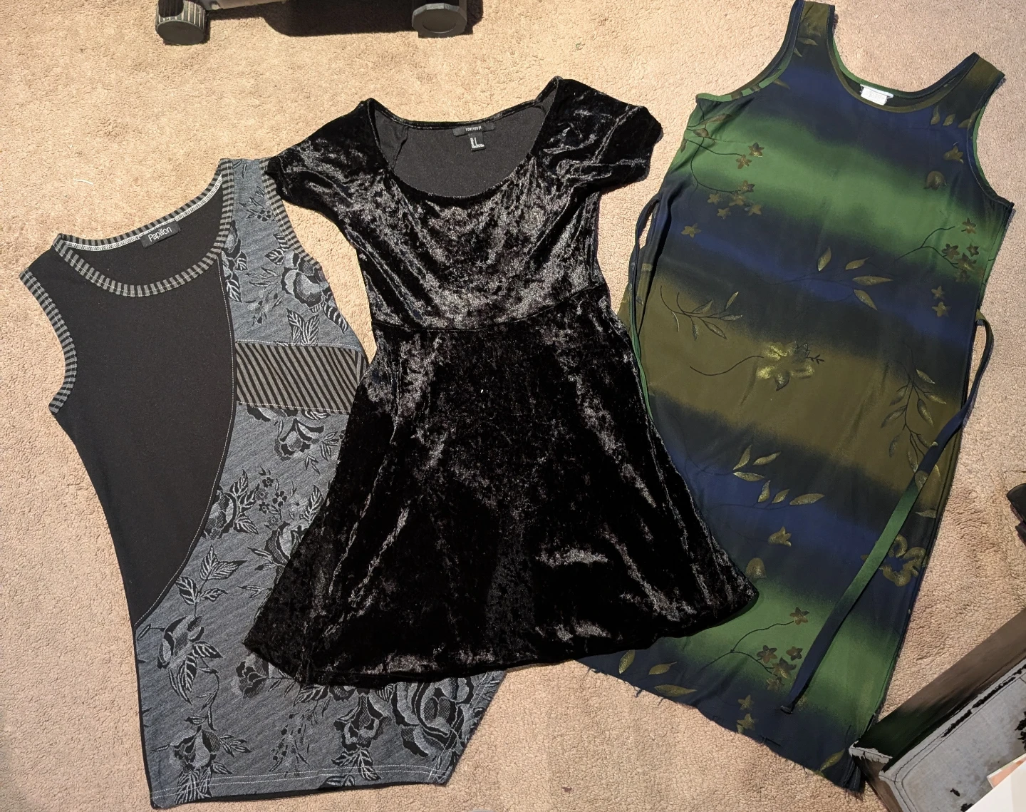 Bundle of 3 women's dresses