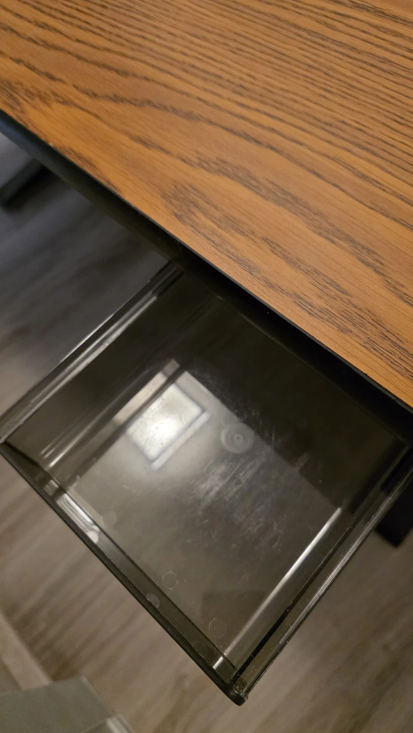 Sturdy Gaming Desk in Excellent Condition with Wood Grain Top 🧡 - photo 5