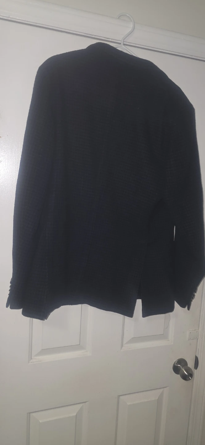 The Gigi Men's Dark Navy houndstooth Casual blazer(Size 54) - photo 3
