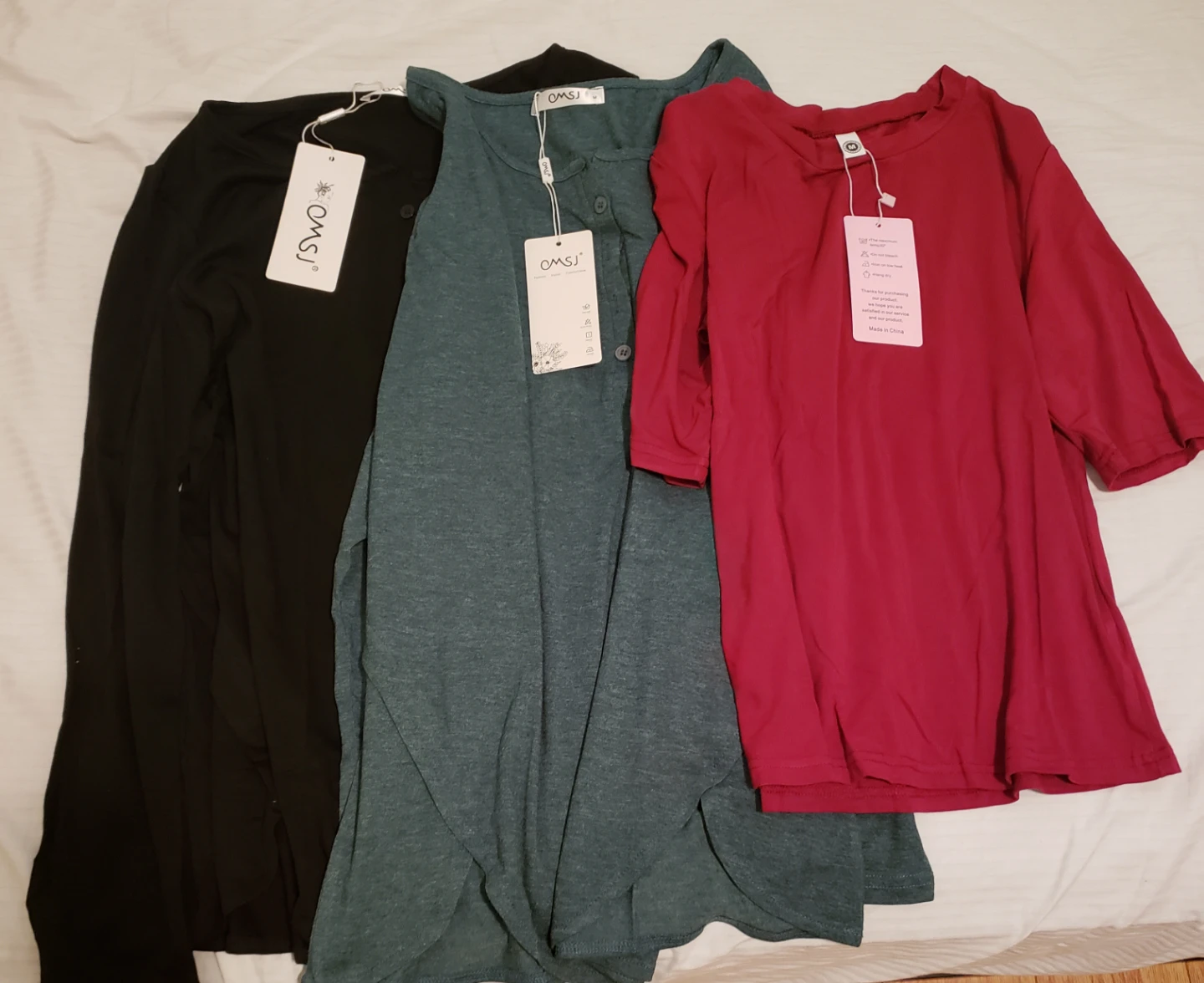 Brandnew lot women clothes.medium size