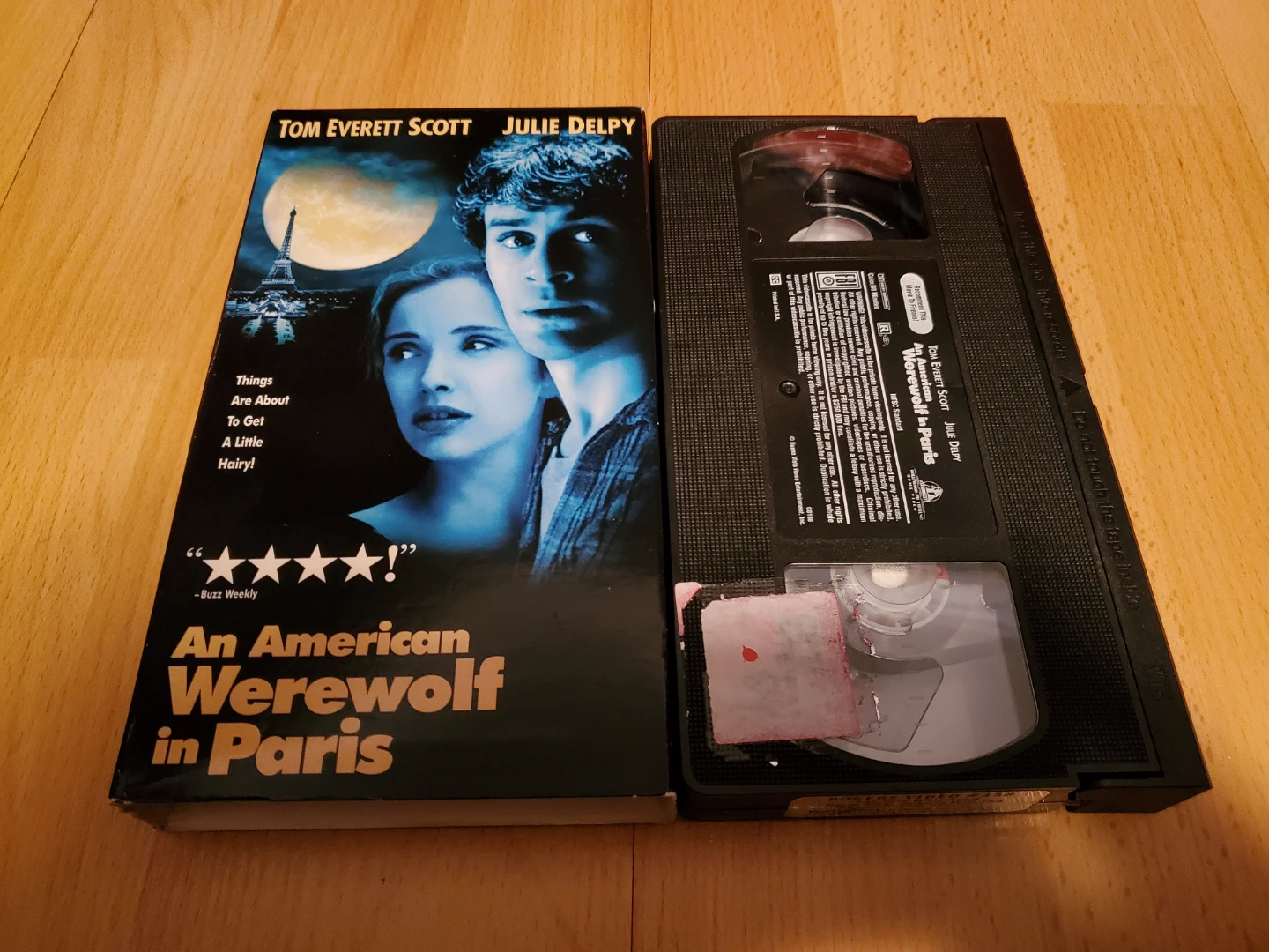 An American Werewolf in Paris VHS Movie