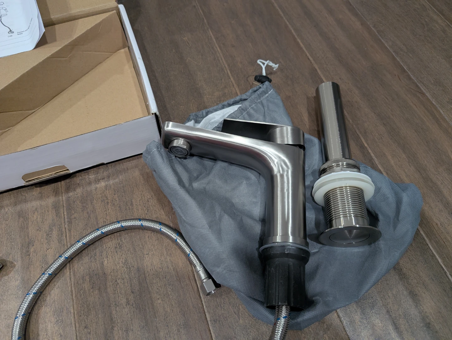 Brand New Stainless Steel Bathroom Faucet For Sale - photo 2