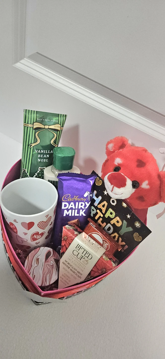 Birthday Gift Box For Women - photo 2