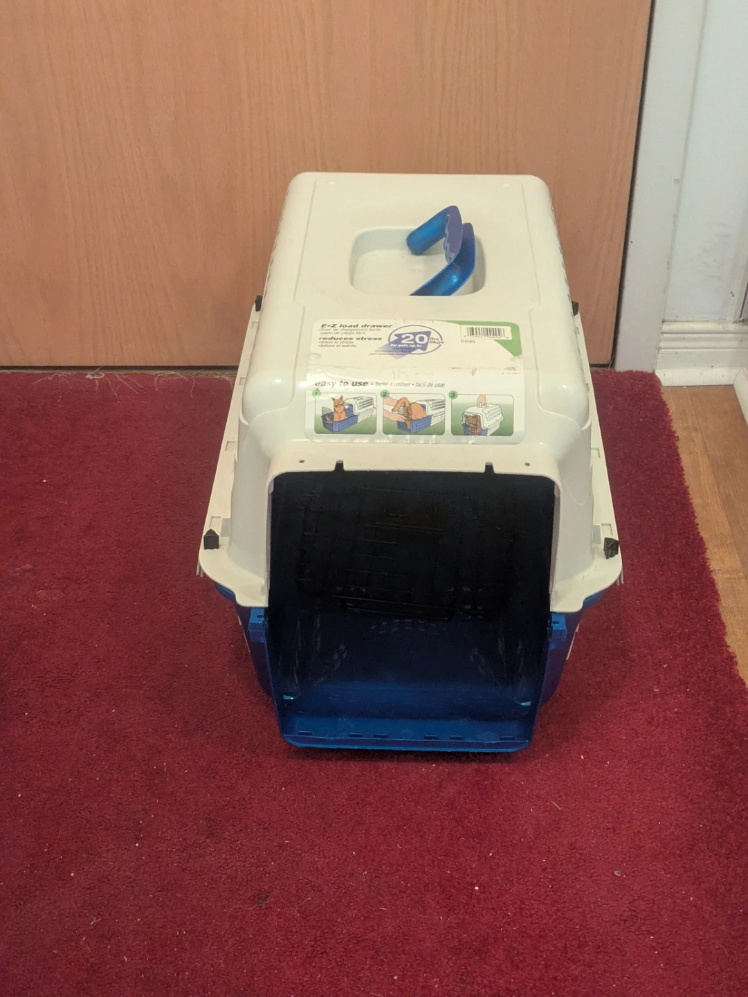 Pet Carrier with E-Z Seal