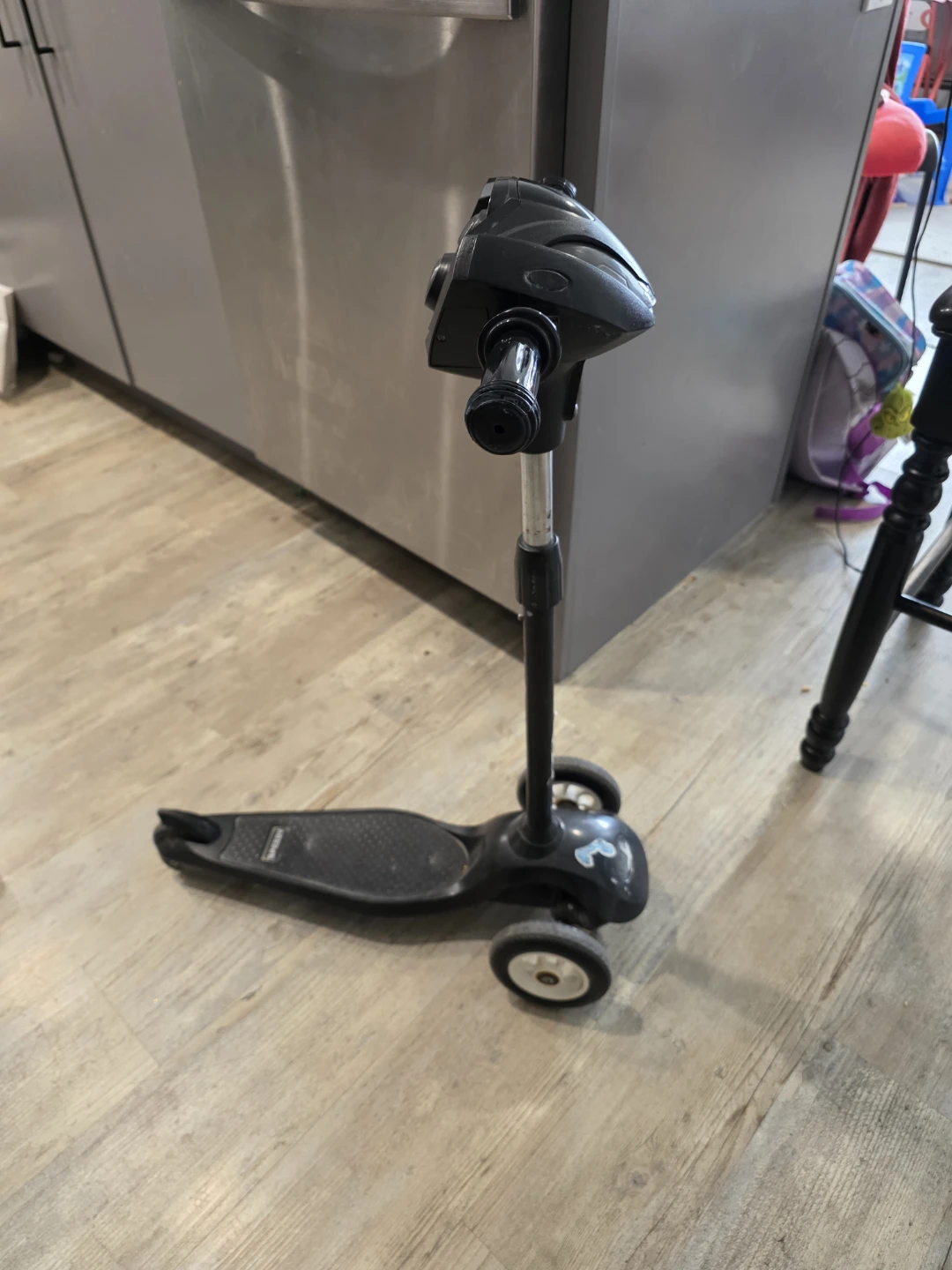 Kids Light-Up Scooter