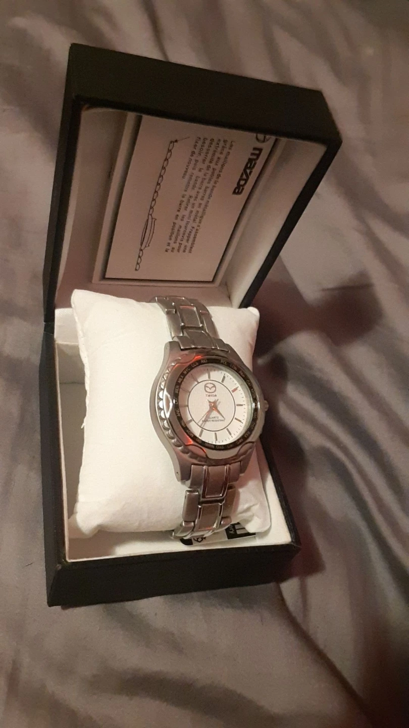 Mazda Quartz Watch - photo 2