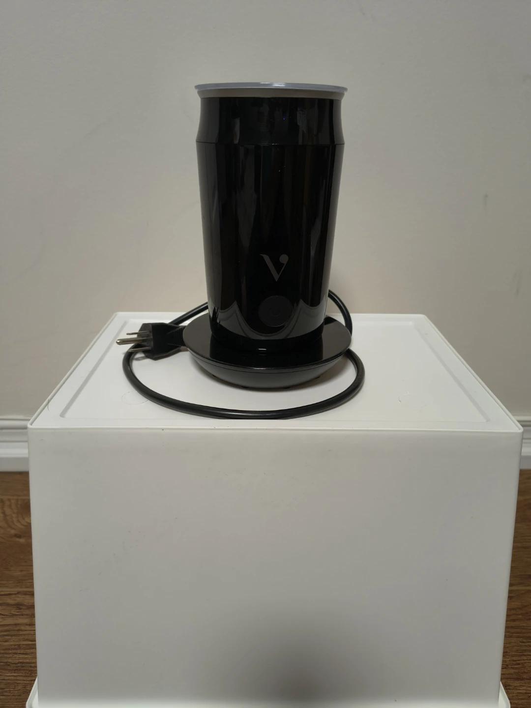 VAVOLO electric millk frother