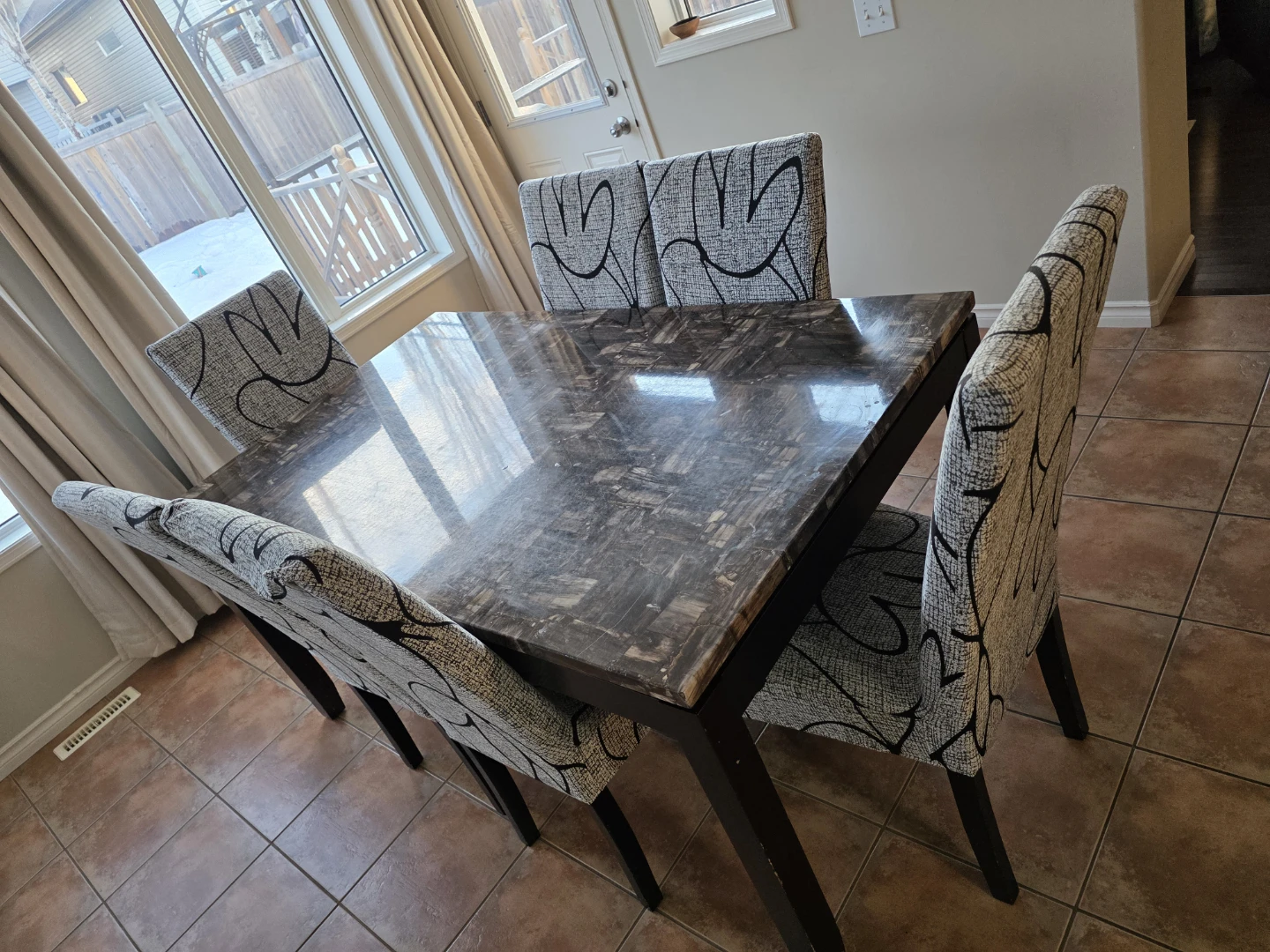 Dining Table and Chairs Set