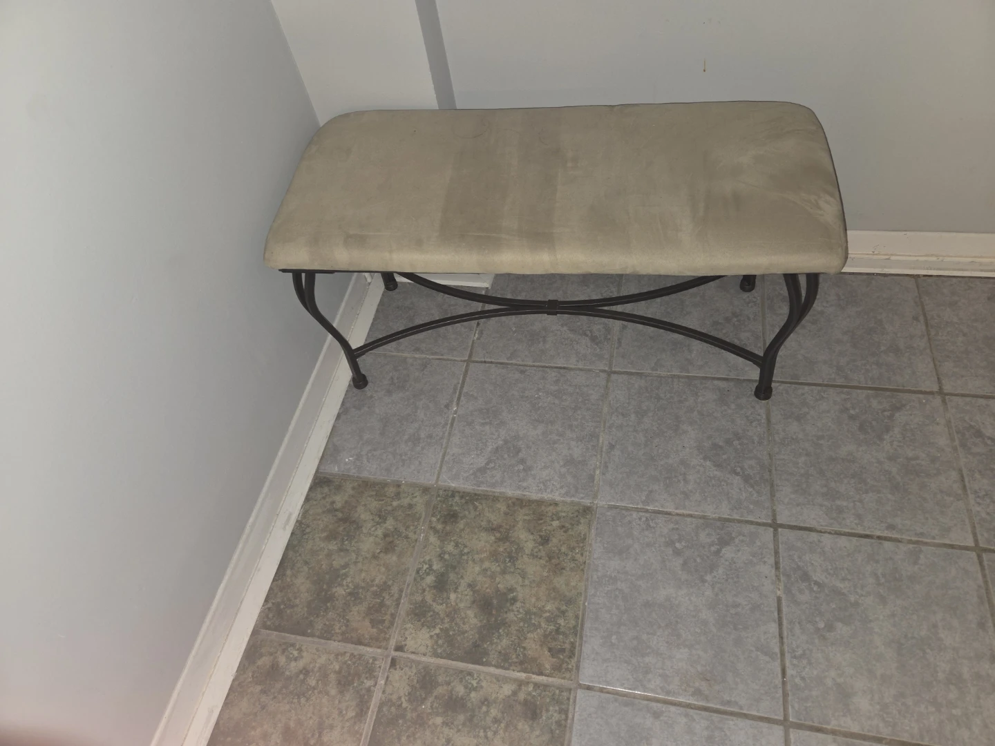 Tan Upholstered Entryway Bench
