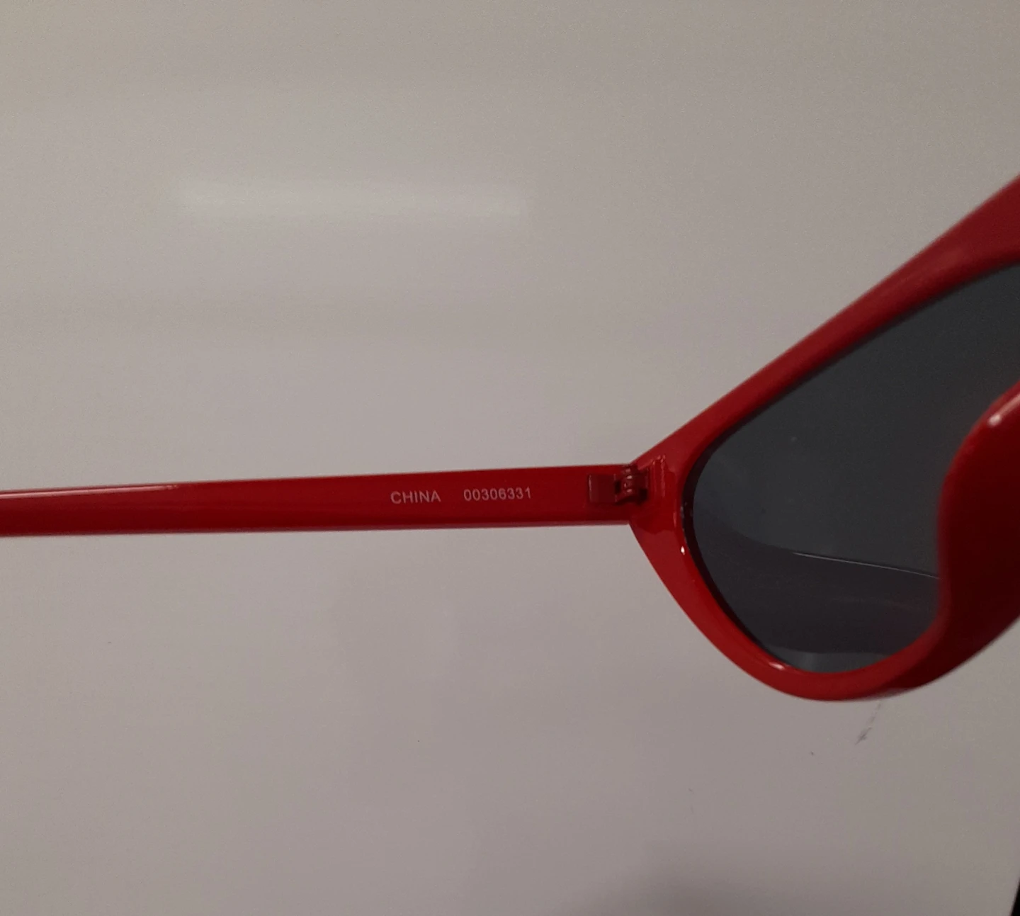 Red Cat Eye Sunglasses - photo 3