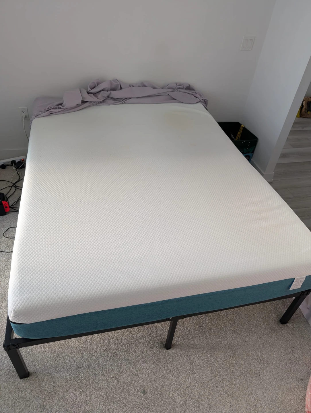 Queen Size Metal Bed Frame with Mattress - photo 3