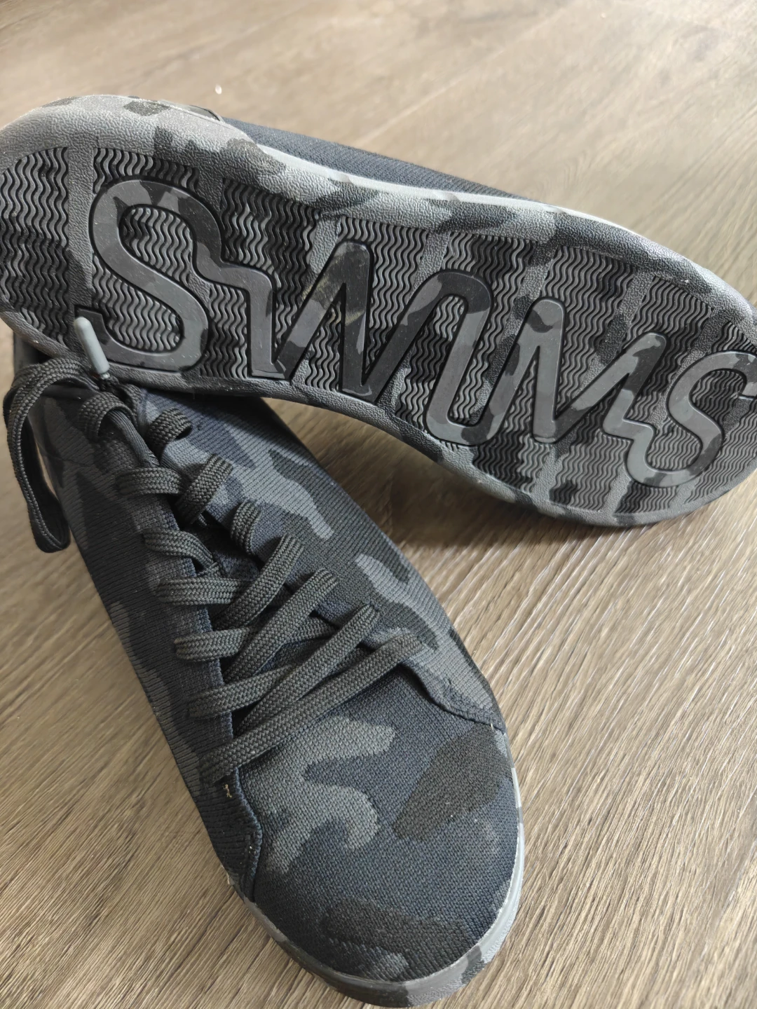 SWIMS Camo Lace-Up Tennis Knit Shoes US9/UK8