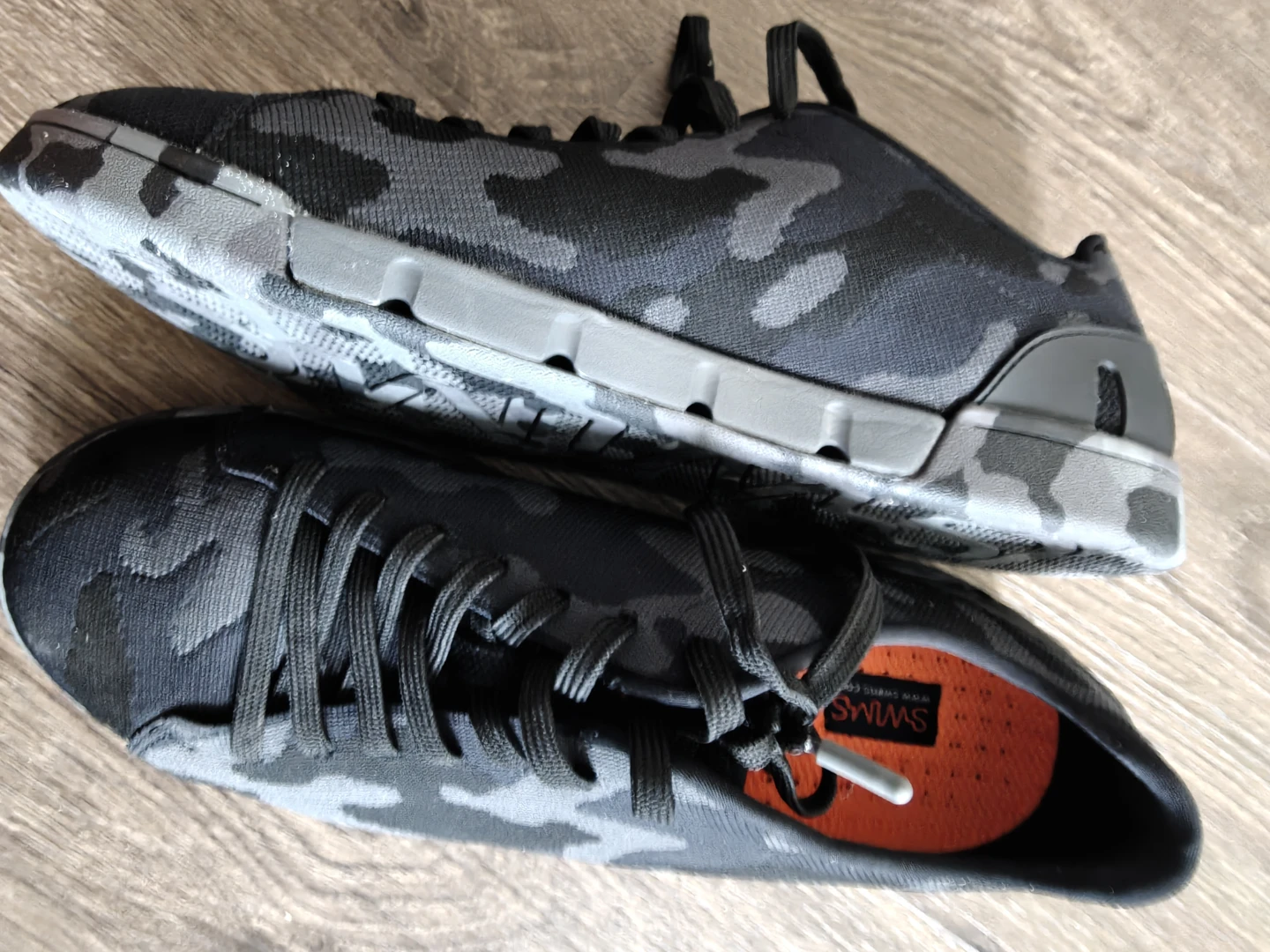 SWIMS Camo Lace-Up Tennis Knit Shoes US9/UK8 - photo 3