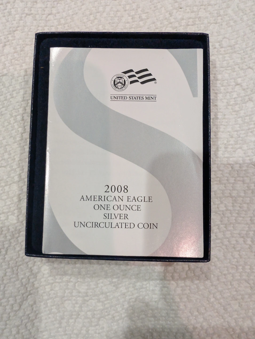 2008 American Eagle One Ounce Silver Uncirculated Coin - photo 2