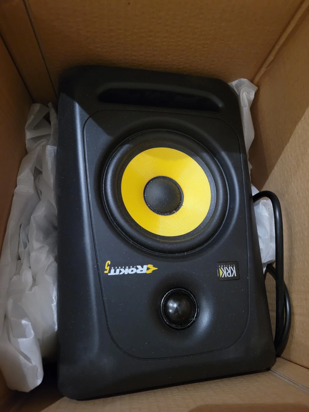 2 KRK Rokit 5 Studio Monitor Speaker - photo 3