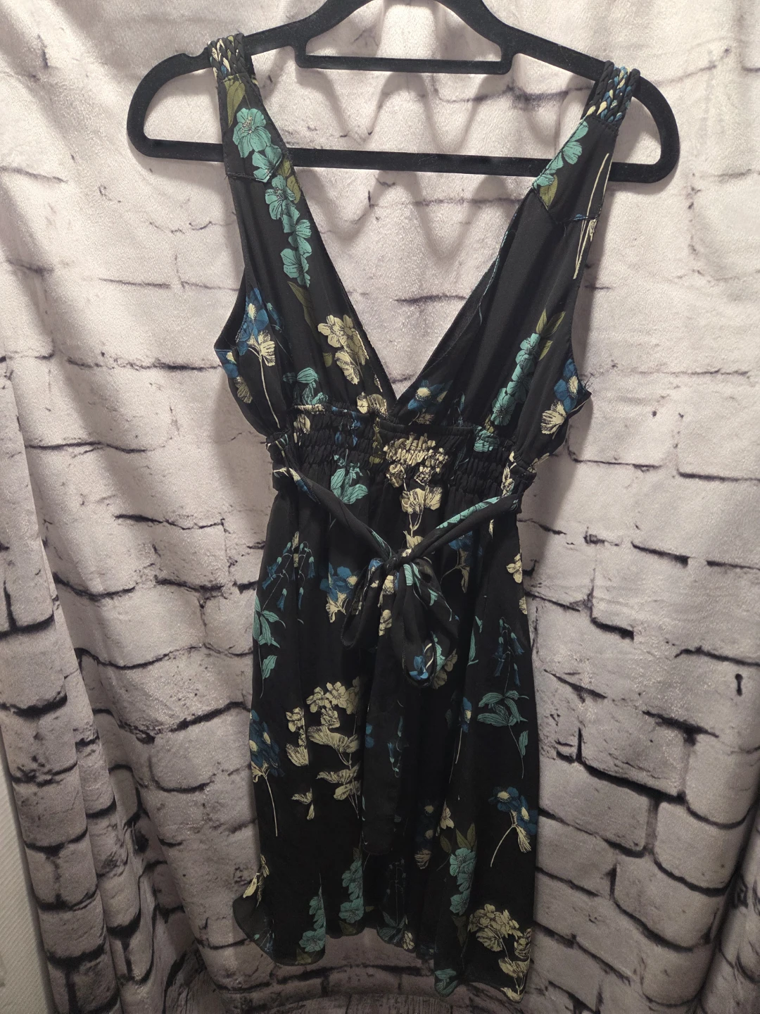 xxi Black Floral Print V-Neck Mini Dress - photo 2