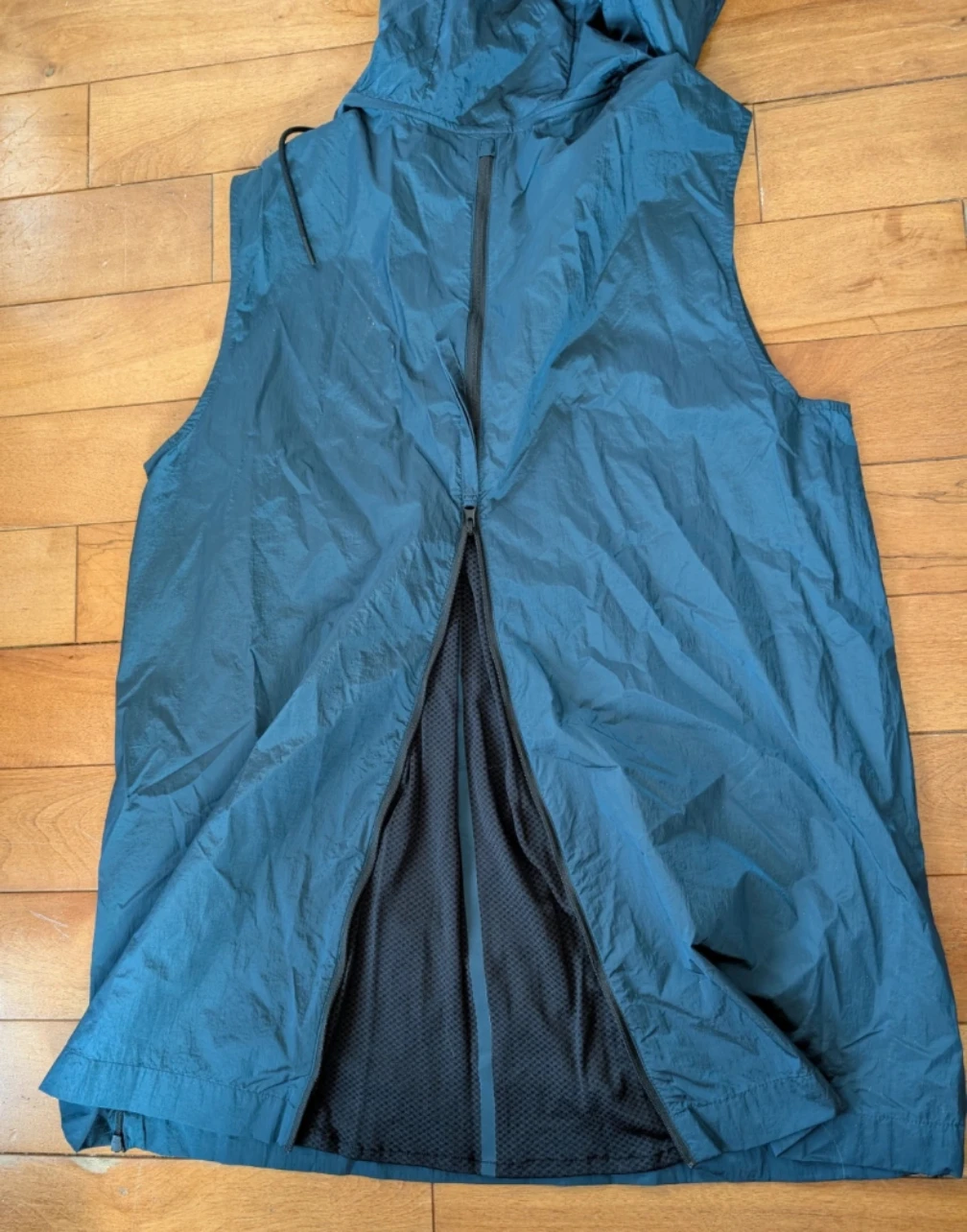 Nike Lightweight Athletic Vest - photo 2