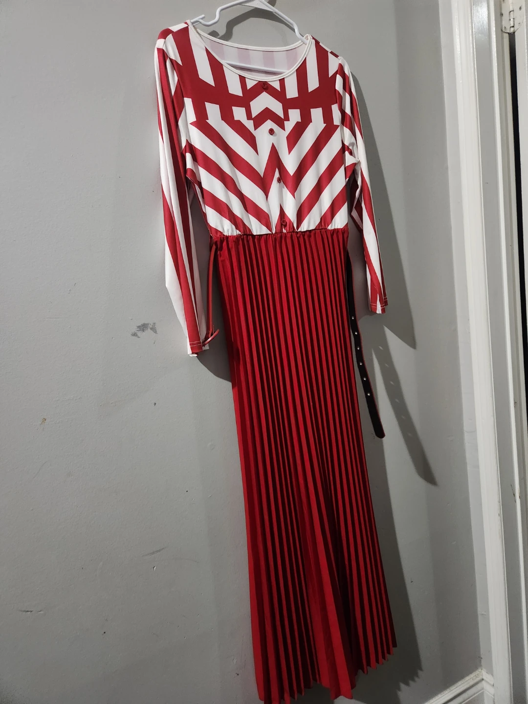 Red and White Striped Pleated Dress with Belt - photo 3