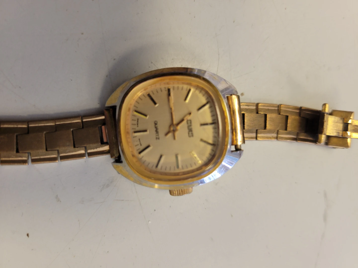 Egis Quartz Watch - photo 4