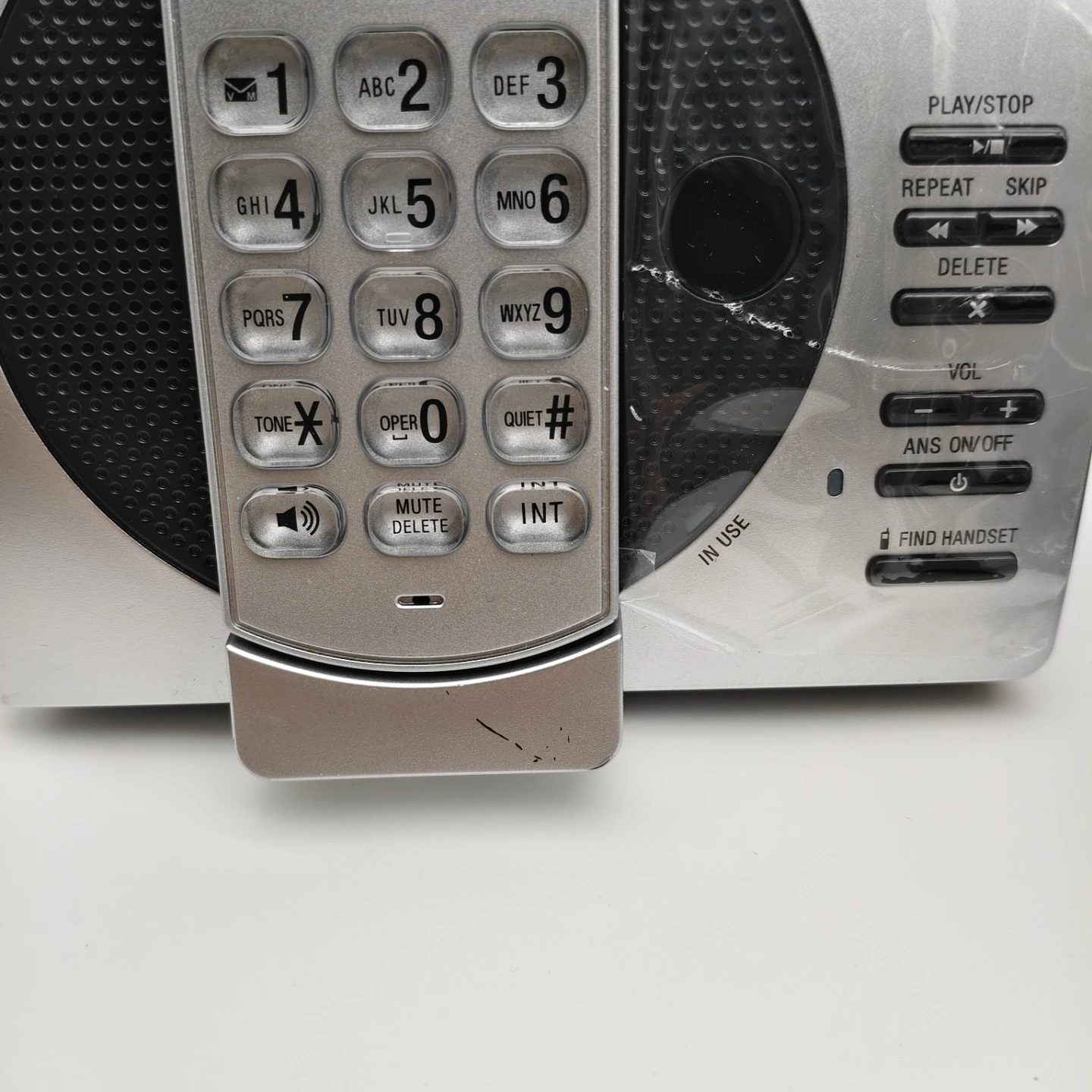 VTech Cordless Answering System with 2 Handsets - photo 2