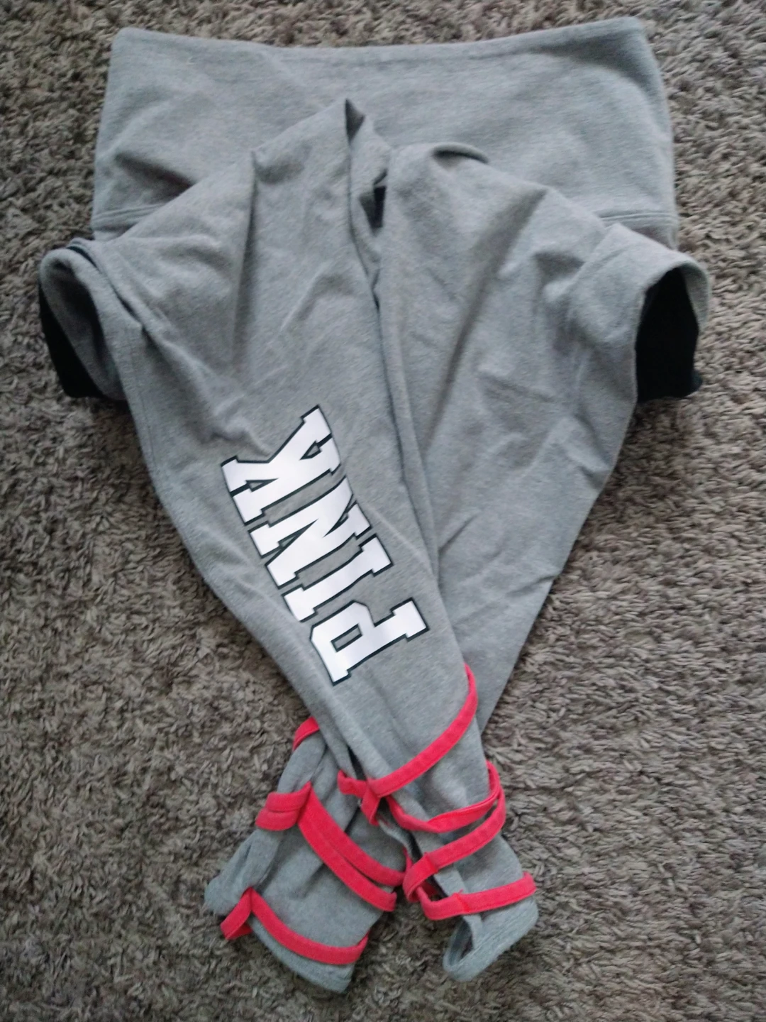 VICTORIA SECRET MEDIUM GRAY AND HOT PINK LEGGINGS - photo 2
