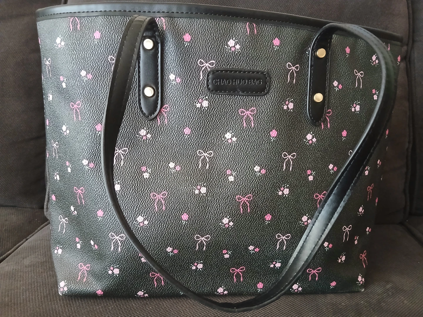 CHAO HUO BAG Tote with Floral and Bow Pattern