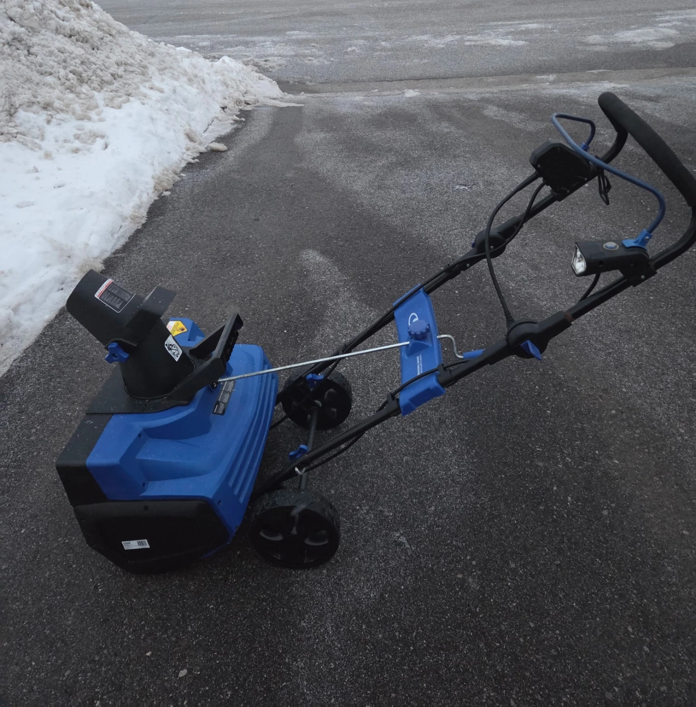 Snowjoe 21" electric snowblower