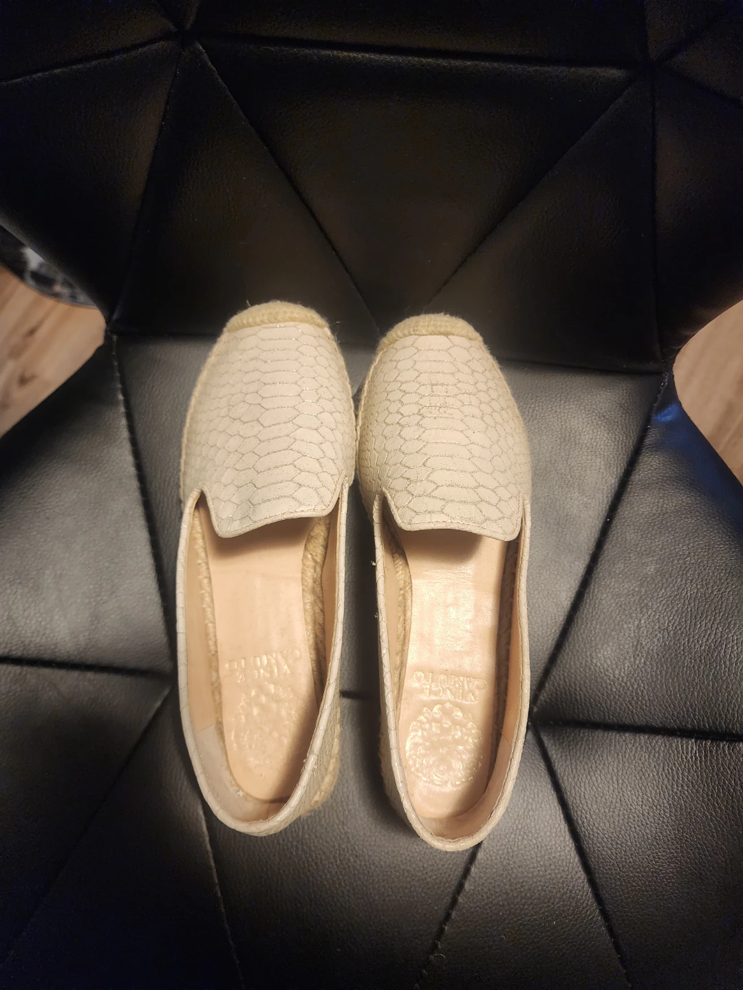 Vince Camuto - Size 7