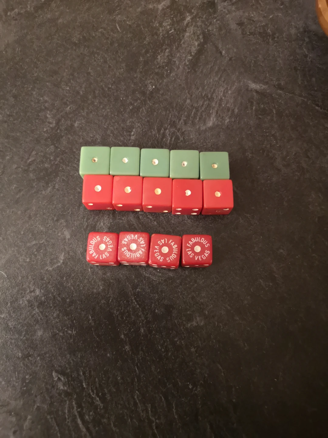 Fabulous Las Vegas Dice Set *4  set of 5* red and 5 green