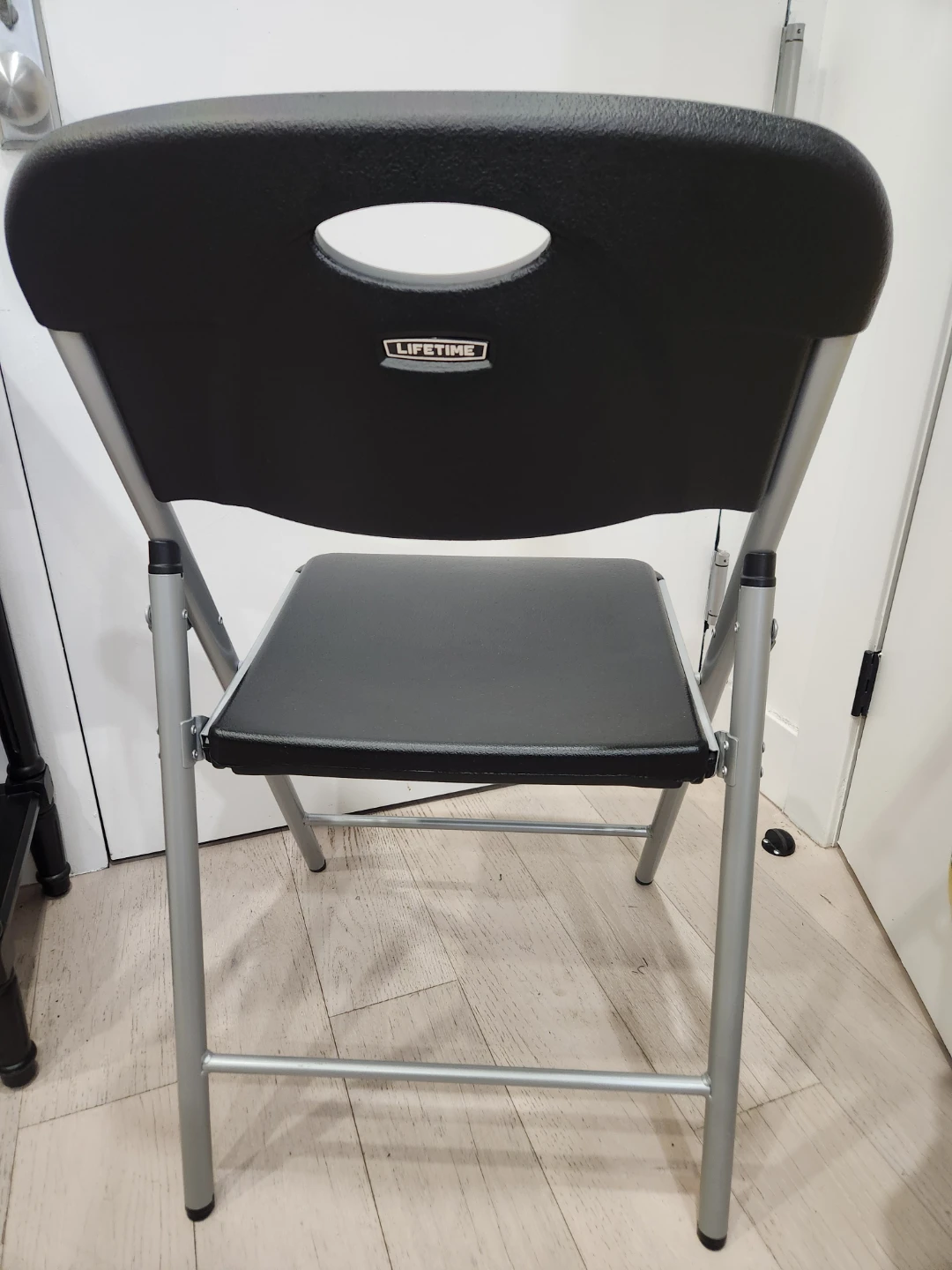 Lifetime Folding Chair - set of 6 - photo 2