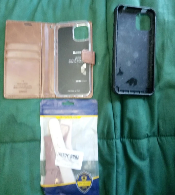 🏆Phone Cases and Watch Bands Bundle - photo 2