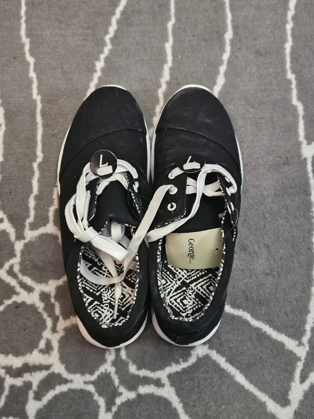 George Black Canvas Sneakers