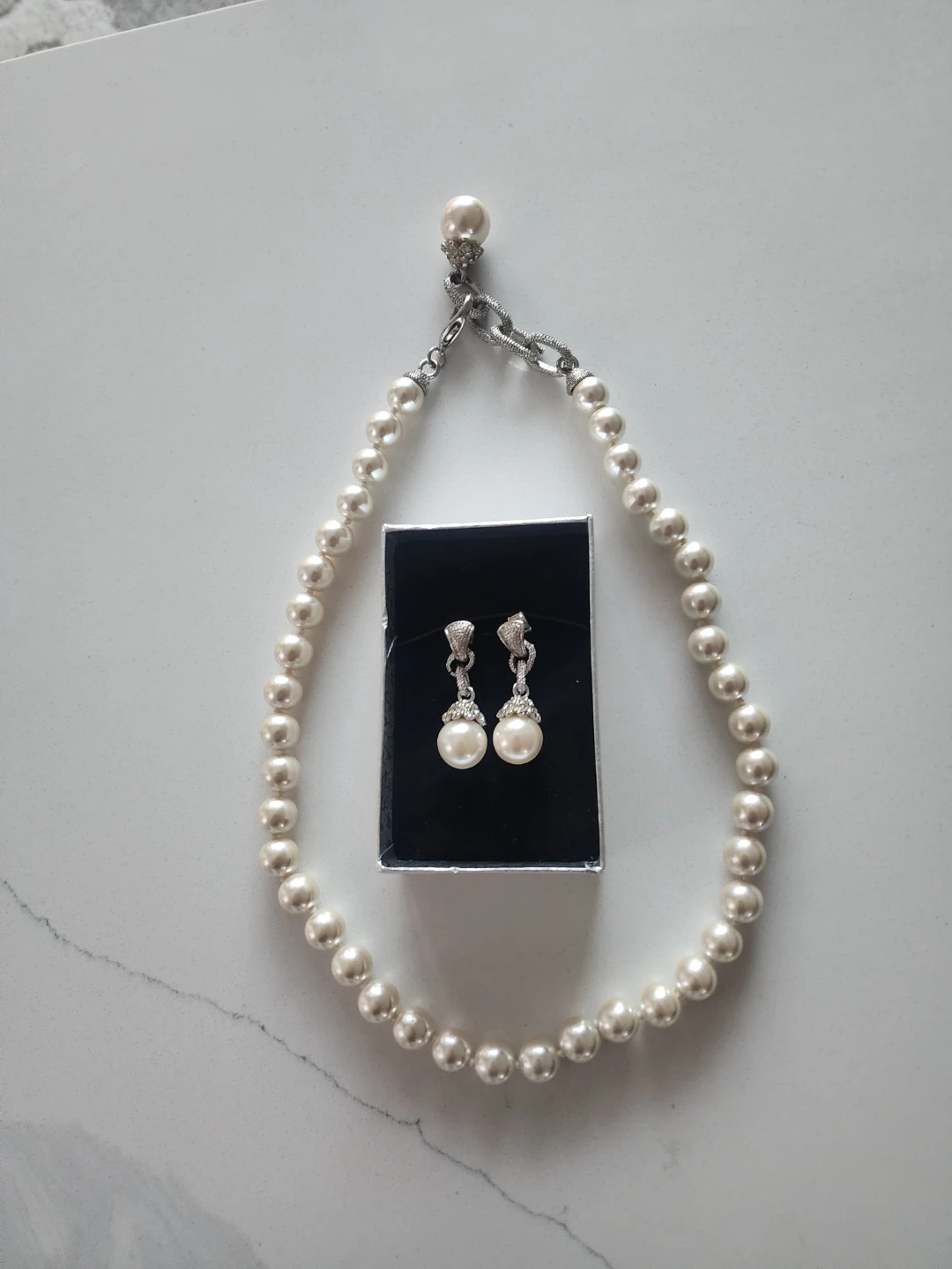 Pearl Necklace and Earrings Set