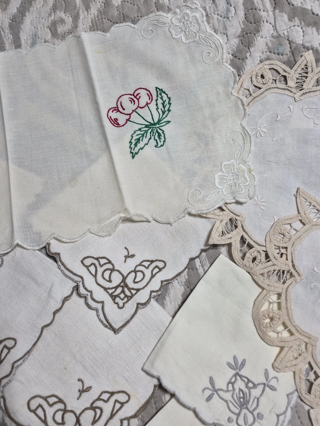Mix Misc Lot of 21 Vintage Handmade Crosstitch Needlpoint Etc. - photo 2