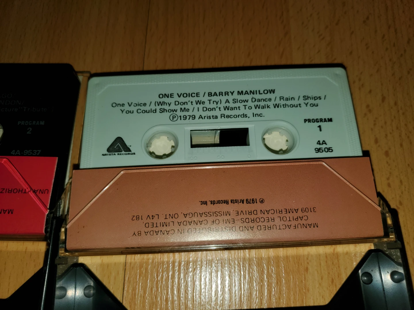 (Both for $10) 2 Barry Manilow Audio Cassettes - photo 4