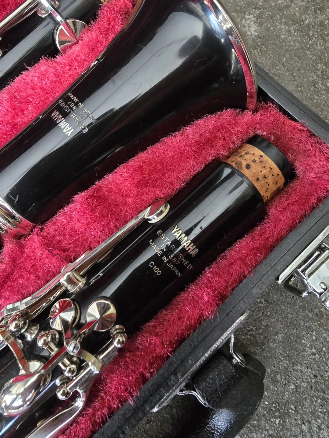 Yamaha Clarinet C100 with Sterisol and Reeds - photo 3
