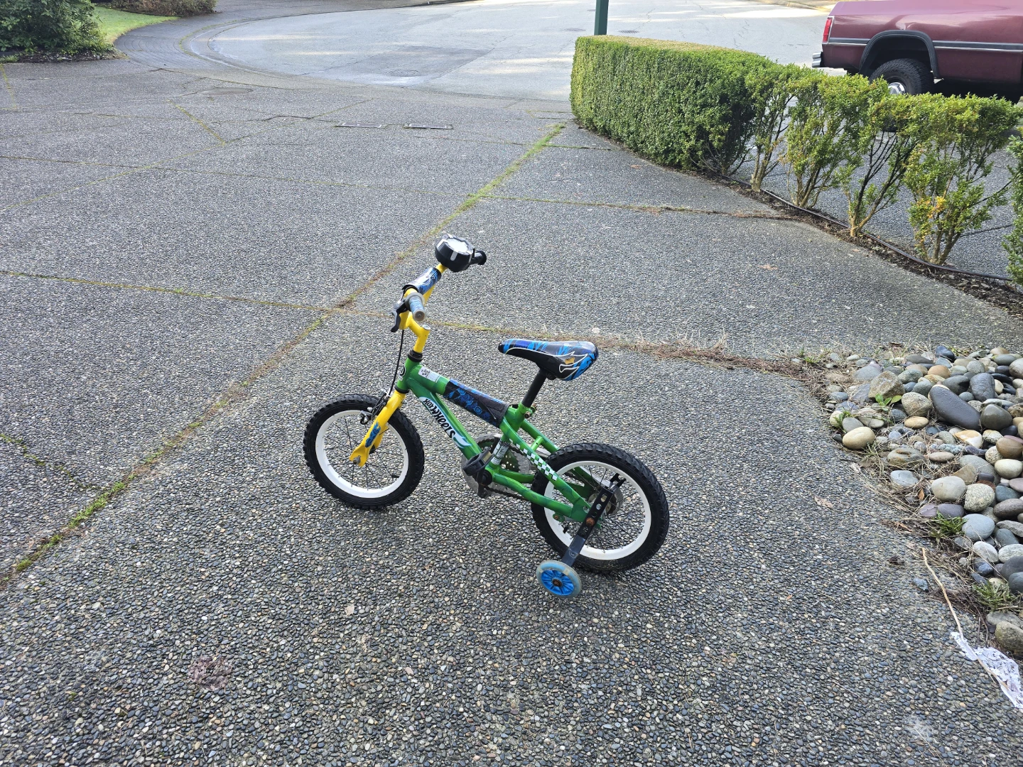 Hot Wheels Kids Bicycle - photo 2