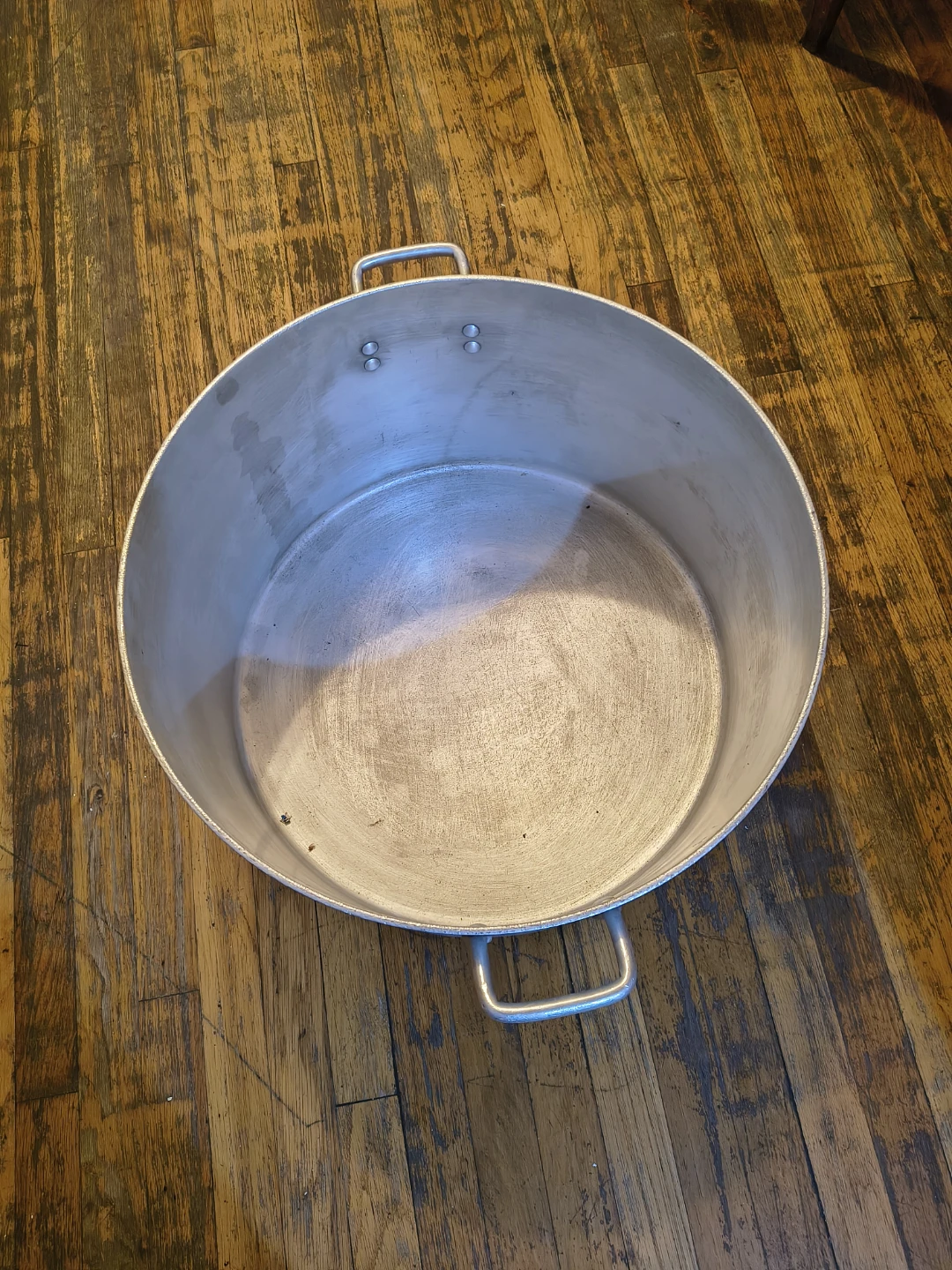 Large Aluminum Stock Pot