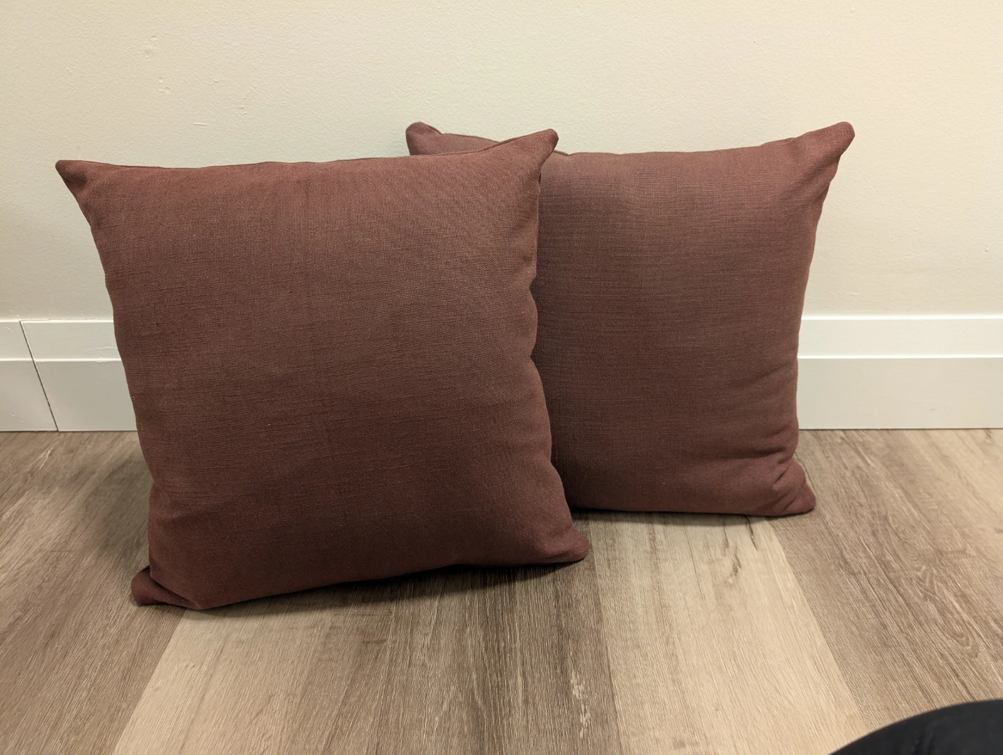 Set of 2 Eggplant colored Throw Pillows - photo 2