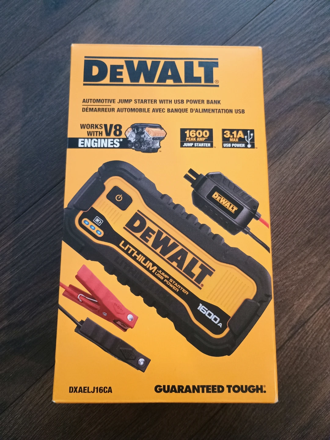 DEWALT 1600A Automotive Jump Starter with USB Power Bank
