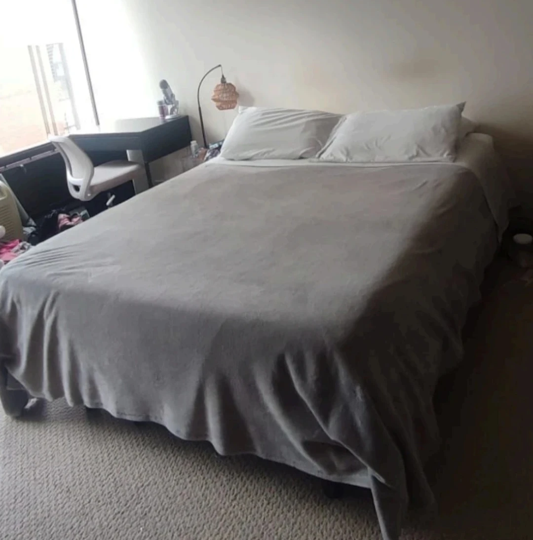 Sealy Posturepedic Hybrid Ashurst 12" Firm Mattress - Queen - photo 2