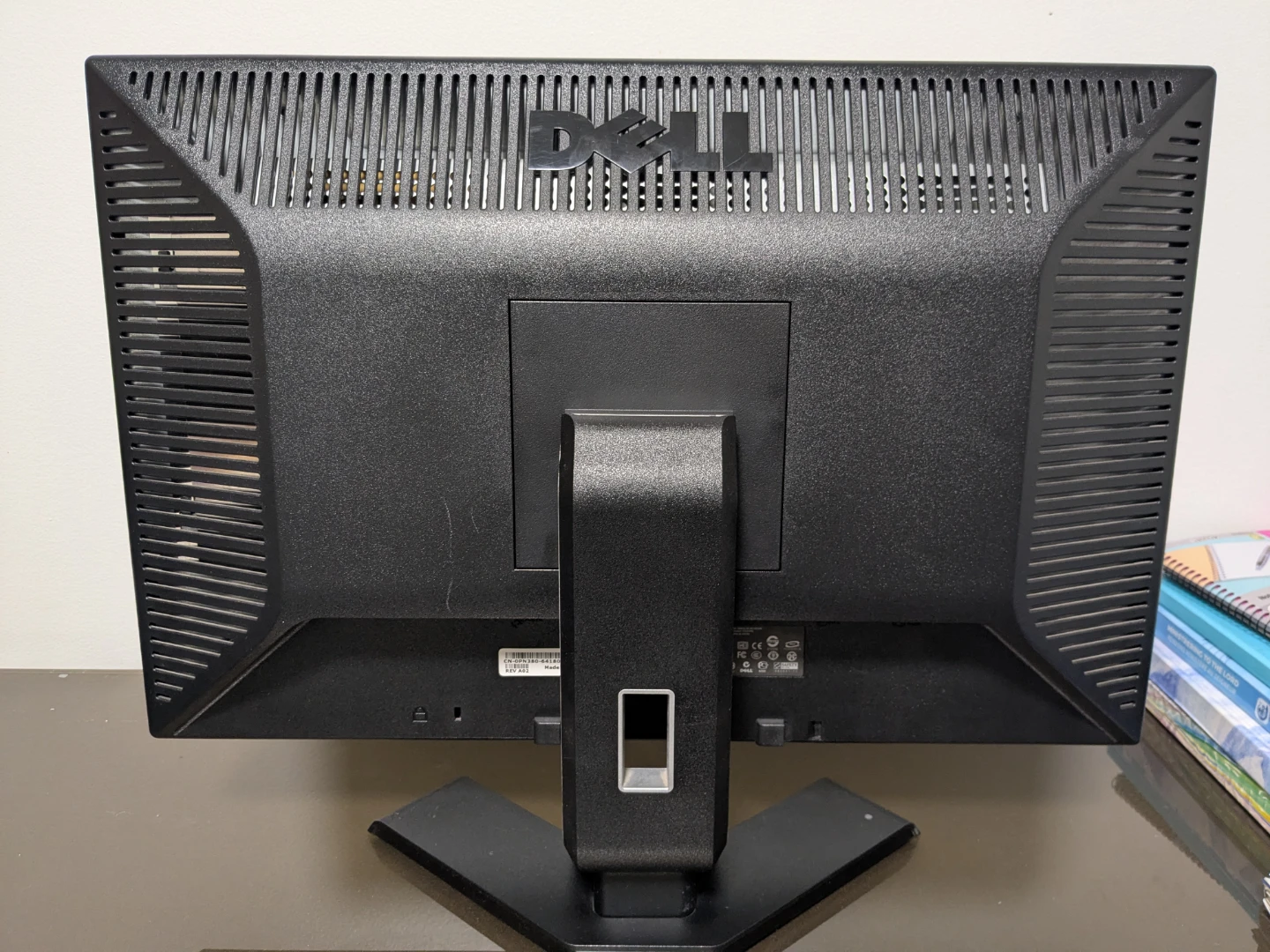 Dell Desktop Monitor - photo 2