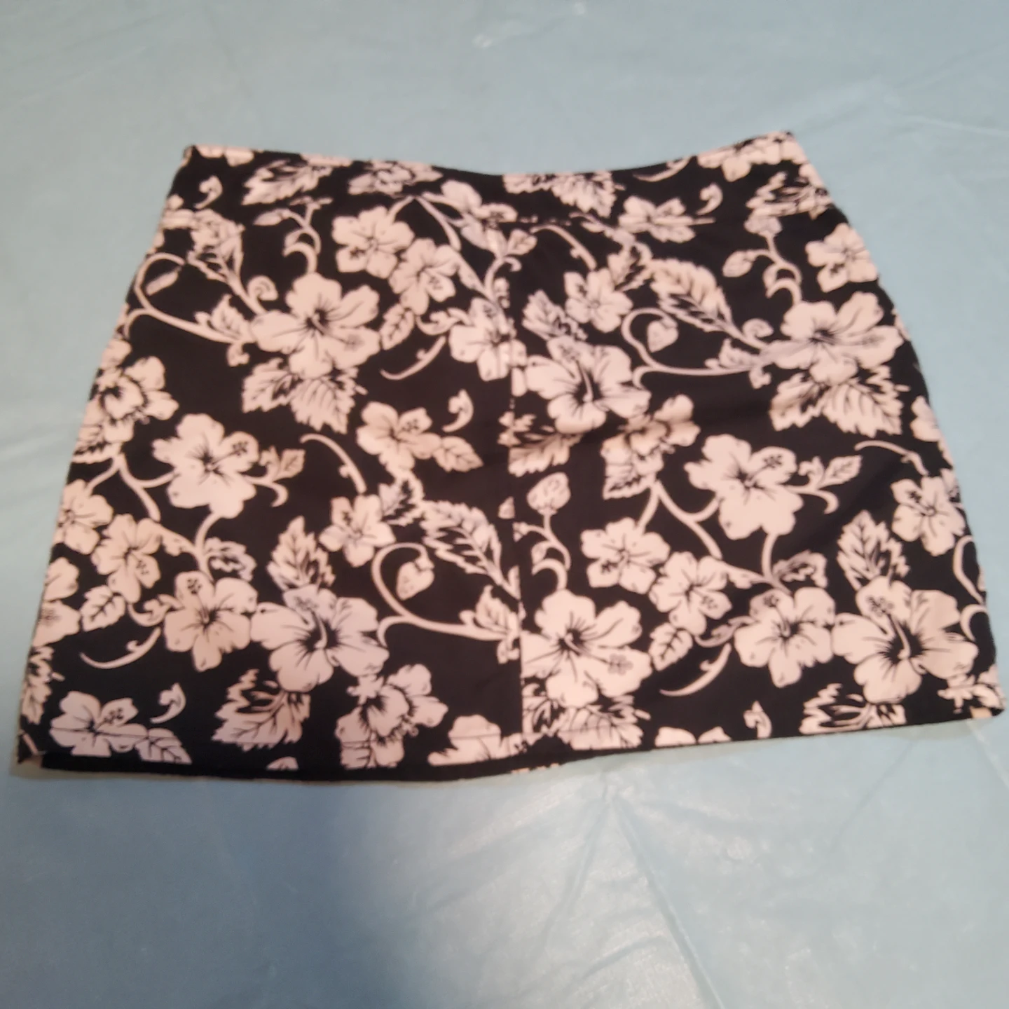 Women's Floral Mini Skirt - photo 3