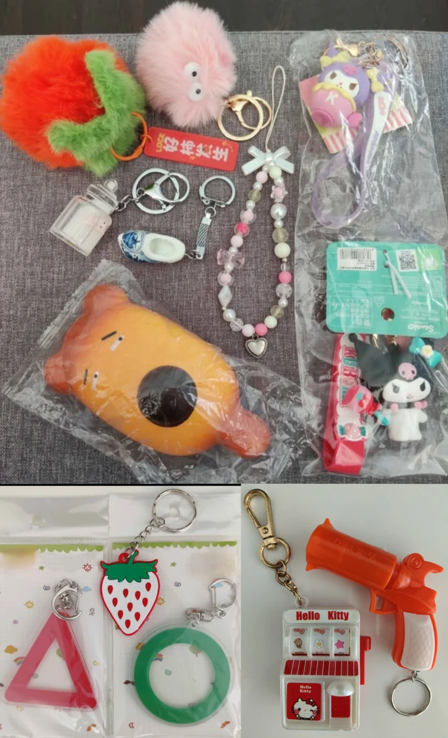 Disney etc keychains - photo 2