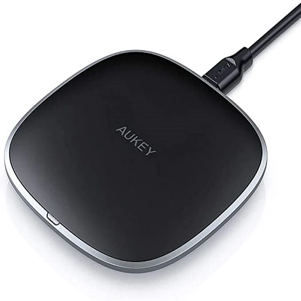 AUKEY 5W Wireless Charger - photo 2
