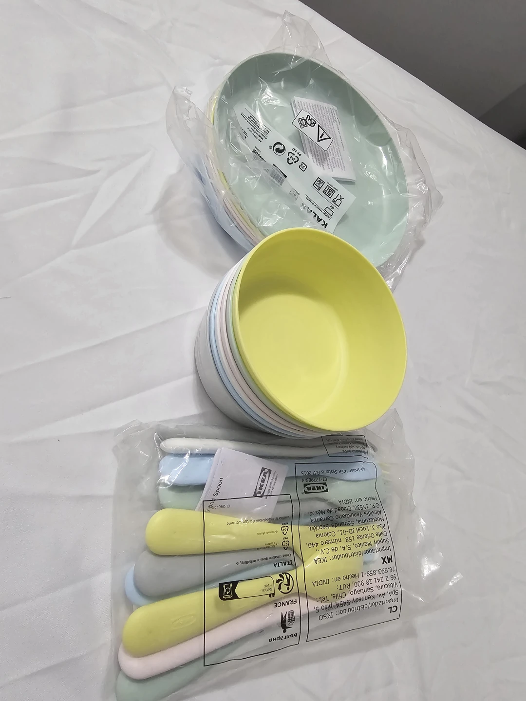 IKEA KALAS Pastel Dinnerware Set