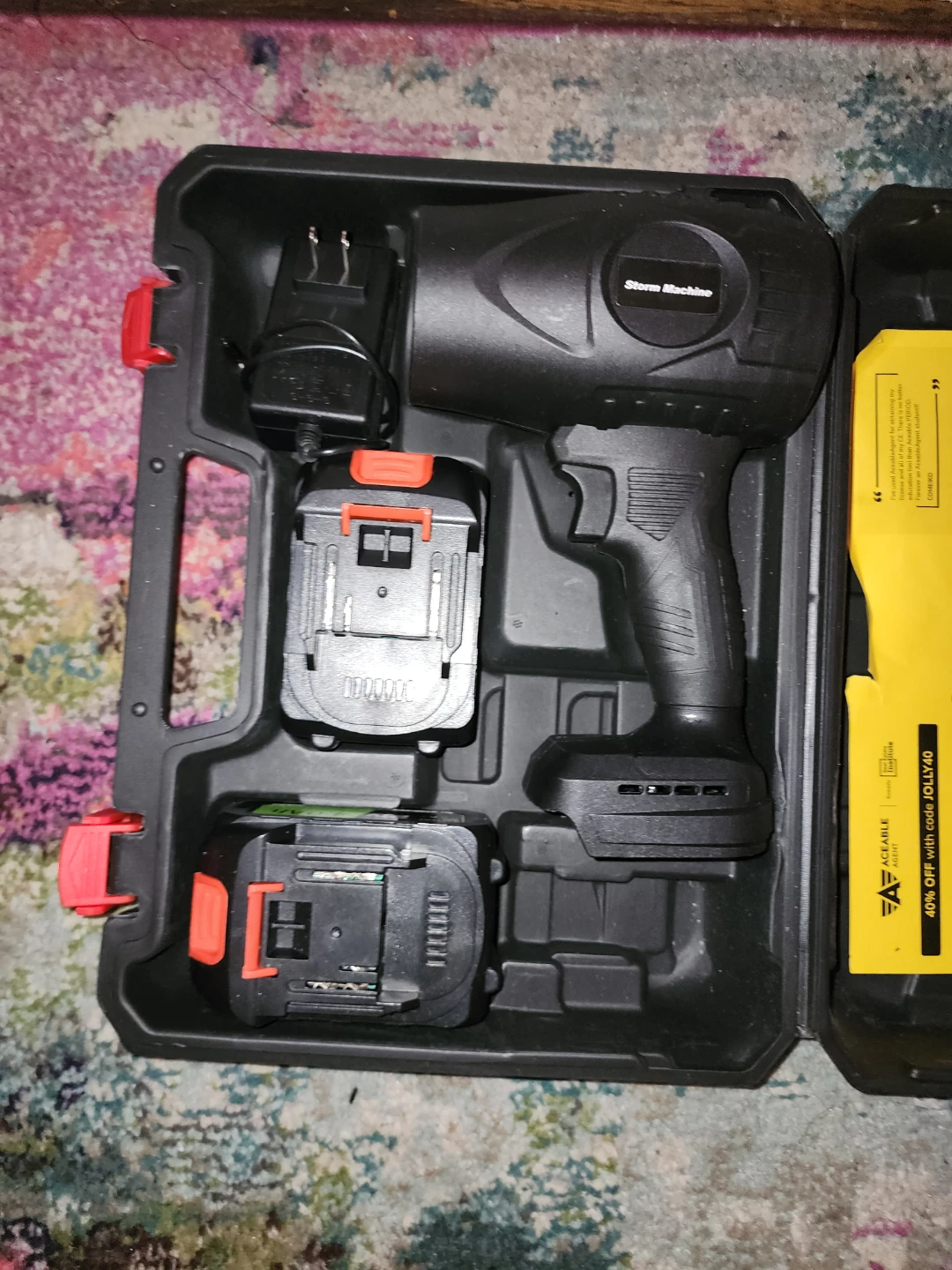 Storm Machine Portable Blower with 2 x 4.0Ah Batteries