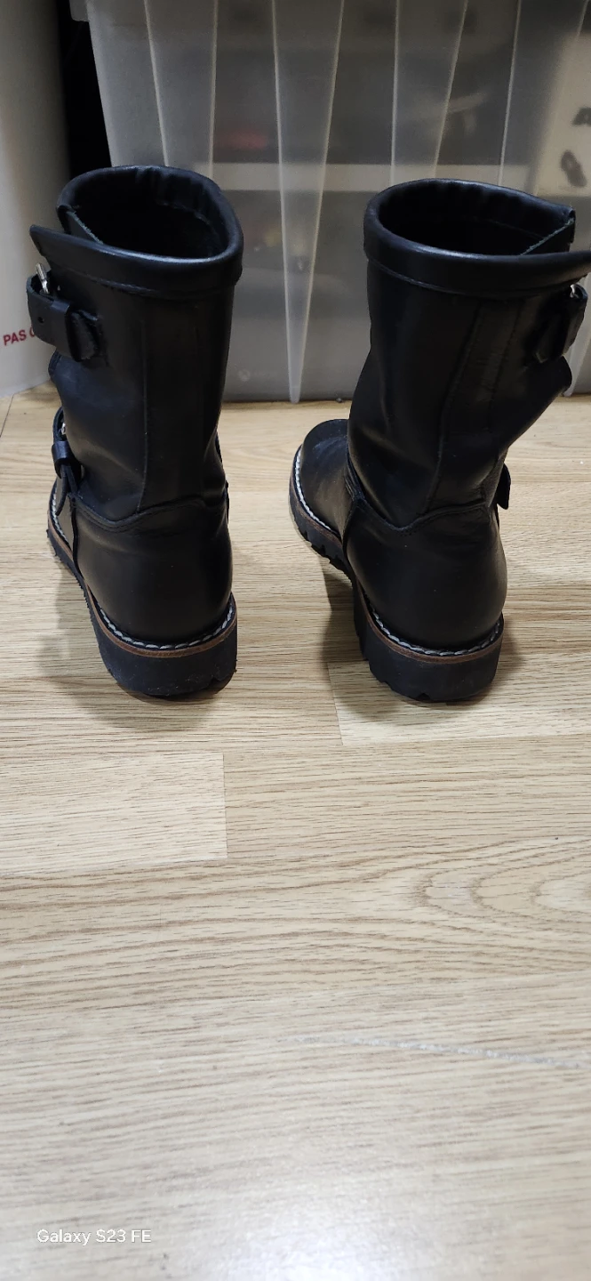 Roots Black Leather Buckle Boots - photo 3