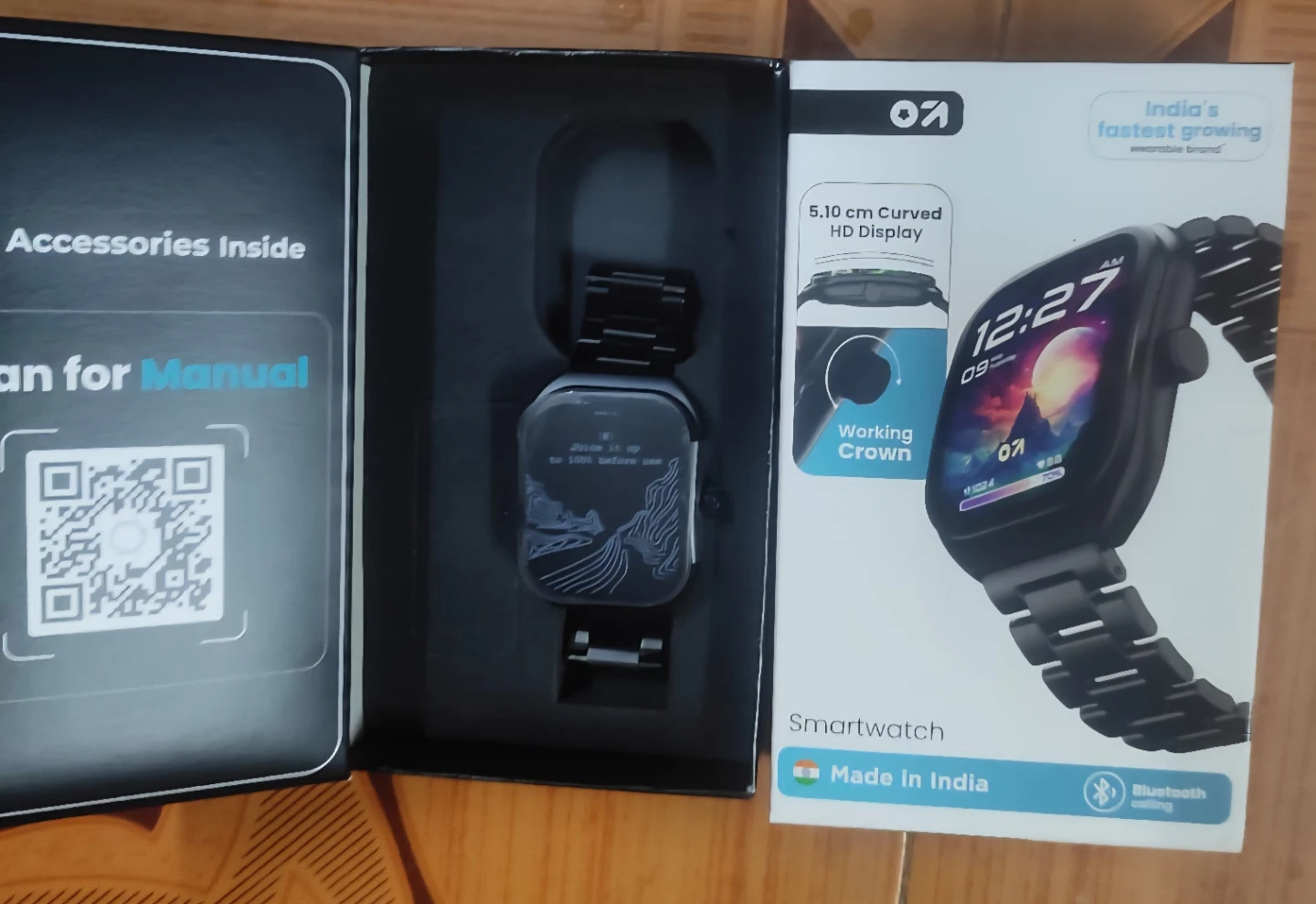 Smartwatch with Black Metal Strap