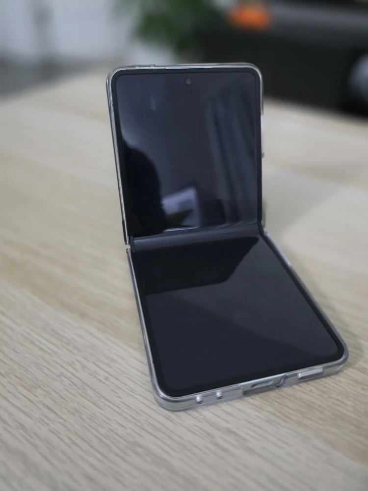 Samsung Galaxy Z Flip 7 512GB + Galaxy watch 8 - photo 2